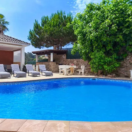 Βίλα Vio, 8-10 Pers, Big Family With Amazing Private Pool *
