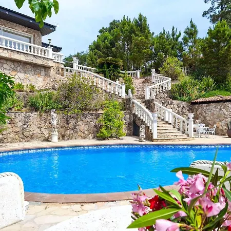 Βίλα Vio, 8-10 Pers, Big Family With Amazing Private Pool